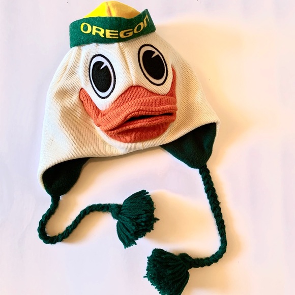 Oregon Ducks Beanie | Poshmark